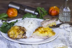 Свинина с ананасами и сыром - шаг 9