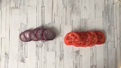 название картинки Свинина запеченная с ананасом в духовке