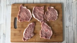 название картинки Свинина запеченная с ананасом в духовке