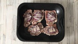 название картинки Свинина запеченная с ананасом в духовке