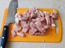 название картинки Свинина в духовке с картошкой и грибами