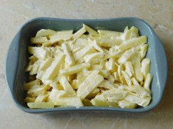 название картинки Свинина в духовке с картошкой и грибами