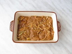 название картинки Свинина в красном вине в духовке