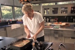 Свинина в соевом соусе запеченная с имбирем