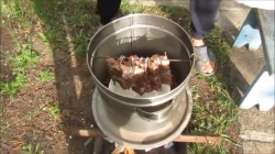 название картинки Свиные рёбрышки копчёные на мангале