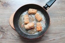 название картинки Сыр в кляре на сковороде