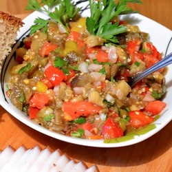 Сырая икра из баклажан