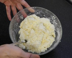 Сырники ванильные под нежным соусом - шаг 3