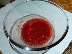 Сырники с клубникой и клубничным сиропом