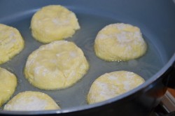 Творожники классические на сковороде