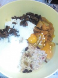 Сырники витаминные с соусом