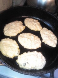 Сырники витаминные с соусом