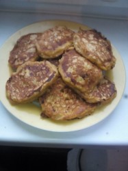 Сырники витаминные с соусом