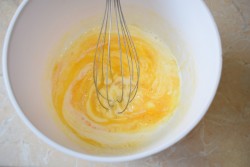 Блины с сыром и зеленью - шаг 3