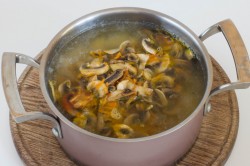 Сырный грибной суп из шампиньонов