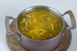 Сырный грибной суп из шампиньонов