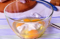 Сырный рулет с паштетом из печени