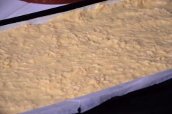 Сырный рулет с паштетом из печени