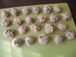 название картинки Сырный суп с куриными фрикадельками