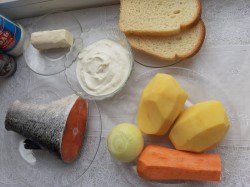 Сырный суп с красной рыбой и плавленным сыром