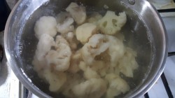 Сырный суп с капустой курицей и плавленным сыром