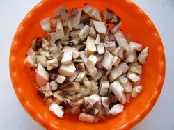 название картинки Тарталетки с грибами и сыром