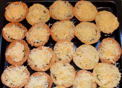 название картинки Творожные тарталетки с грибами и сыром