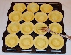 название картинки Тарталетки с курицей и грибами