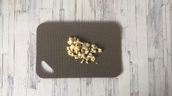 Тарталетки с сыром и икрой