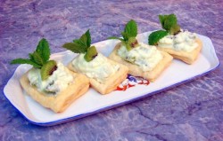 название картинки Тарталетки сладкие со сливочно-фруктовым кремом