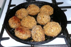 название картинки Тефтели из гречки постные