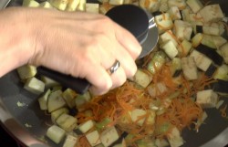 название картинки Теплый салат с баклажанами Фантазия