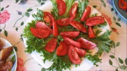 Теплый салат с курицей, помидорами и перцем - шаг 4 Теплый салат с курицей, помидорами и перцем - шаг 4