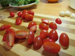 название картинки Теплый салат с осьминогами