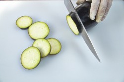 Теплый салат в лаваше - шаг 2