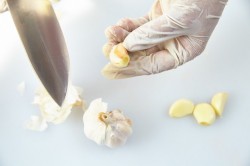 Теплый салат в лаваше - шаг 6