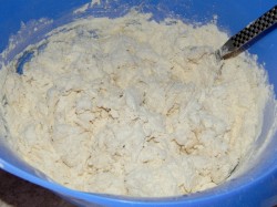 название картинки Заварное тесто для чебуреков на кипятке