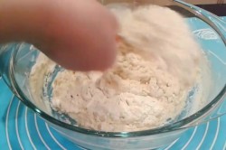 название картинки Тесто для пиццы которое хорошо поднимается