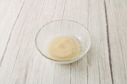 Тесто для пиццы на сухих дрожжах - шаг 2 Тесто для пиццы на сухих дрожжах - шаг 2