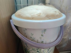 Тесто на молоке для пирожков на сковороде - шаг 6 Тесто на молоке для пирожков на сковороде - шаг 6