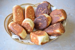 Тесто для пирожков с сухими дрожжами на молоке