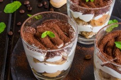 Тирамису без яиц с маскарпоне на скорую руку