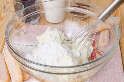 Тирамису без яиц с маскарпоне на скорую руку