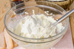 Тирамису без яиц с маскарпоне на скорую руку