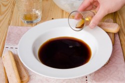 Тирамису без яиц с маскарпоне на скорую руку