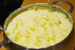 Толченая картошка с молоком - шаг 11 Толченая картошка с молоком - шаг 11