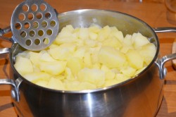 Толченая картошка с молоком - шаг 7 Толченая картошка с молоком - шаг 7