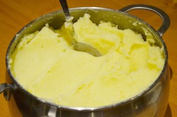 Толченая картошка с молоком - шаг 9 Толченая картошка с молоком - шаг 9