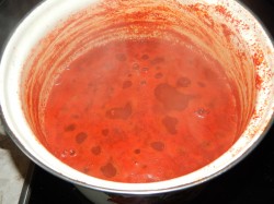 название картинки Томатный сок через мясорубку на зиму