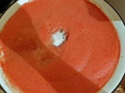 название картинки Томатный сок на зиму на мясорубке